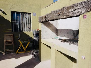 SE VENDE Casa Dos Pisos 3D 3B Complejo Cerrado Chacras de Coria