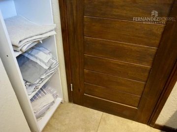 SE VENDE Casa Dos Pisos 3D 3B Complejo Cerrado Chacras de Coria