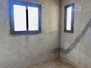 SE VENDE Casa Dos Pisos 3D 3B Complejo Cerrado Chacras de Coria