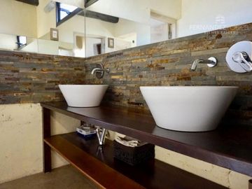SE VENDE Casa Dos Pisos 3D 3B Complejo Cerrado Chacras de Coria