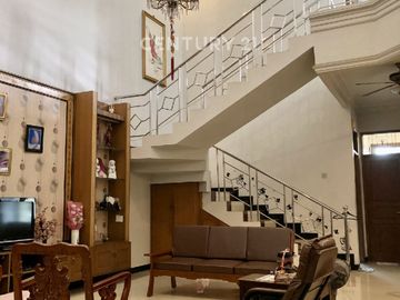 Dijua Rumah 2 Lantai - Jati Cempaka - Pondok Gede
