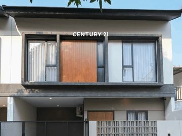 Dijual Rumah Semi Furnished Dalam Cluster Siap Huni AZ 18588