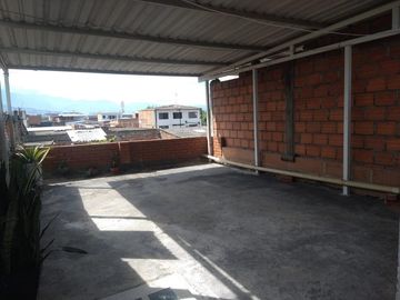 casa en venta en salomia. Cod V106355
