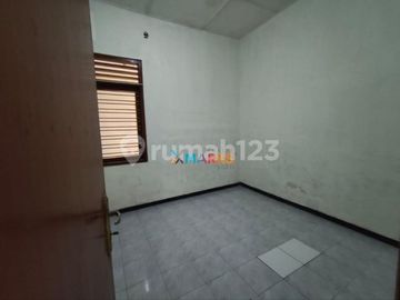 Rumah bisa untuk Kos2an Daerah Gilingan Solo