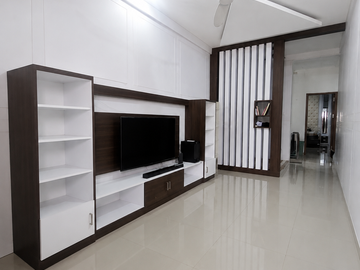 Dijual Rumah Tiga Lantai Siap Huni di Taman Boston Puri Surya Jaya Gedangan Sidoarjo