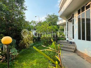 Hunianlahan Hampir 500 M² di Villa Cinere Mas, Hadap Taman