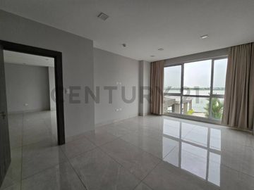 Venta Departamento de Estreno con Vista al Río en Samborondón