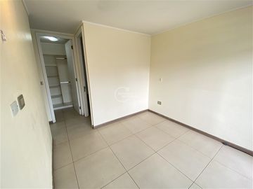 Arriendo de 2 dorm. 2 Baños 1 Est 1 Bod. en La Florida