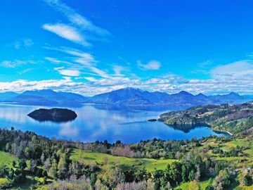Parcelas con vista y acceso al Lago Ranco