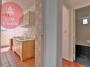 Venta - Arenales y C. Pellegrini - 2 Dor c/dep. - Piso Alto Luminoso