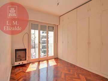 Venta - Arenales y C. Pellegrini - 2 Dor c/dep. - Piso Alto Luminoso