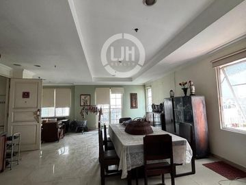 Apartemen Gadig Resort Residence Kelapa Gading Jakarta Utara Lokasi Hook Pencahayaan Bagus
