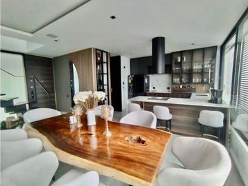 Penthouse para la Venta en El Poblado San Lucas