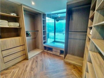 Penthouse para la Venta en El Poblado San Lucas