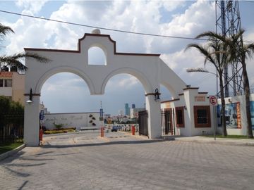 Terreno En Venta Dentro De Fraccionamiento Cerca A Periférico