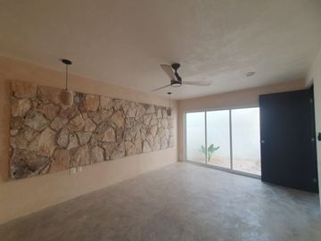 CASA EN VENTA EN EL CENTRO DE MÉRIDA EQUIPADA