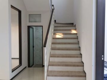 Rumah Palm Oasis Residence Sememi Selatan Benowo Surabaya