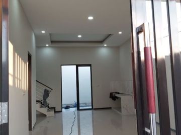 Rumah Palm Oasis Residence Sememi Selatan Benowo Surabaya