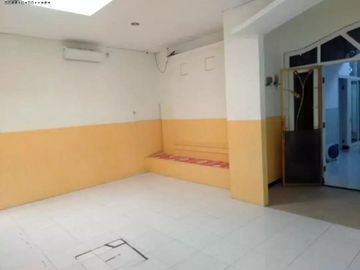 Rumah Wiguna STRATEGIS, BISA UNTUK RUMAH ATAU KANTOR