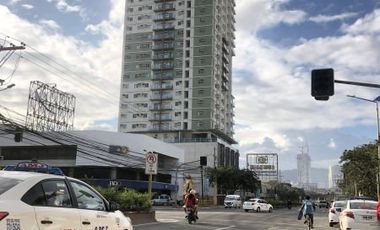 Fully Furnished Studio with Balcony across SM City Cebu
