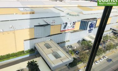 Fully Furnished Studio with Balcony across SM City Cebu
