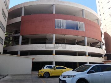 Departamento en venta en Bosque Real de 265 m2, Huixquilucan, Estado de Mexico.