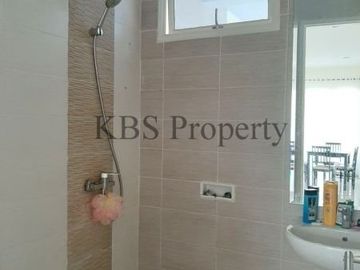 Disewa Rumah Orchard Park Cluster Persea 2