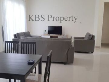Disewa Rumah Orchard Park Cluster Persea 2