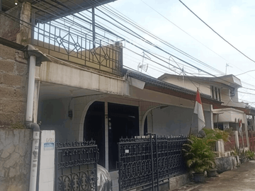 Rumah 2 Lantai Pekayon Jaya Bekasi Selatan Dekat Tol Sekolah