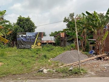 Rumah Baru Minimalis tipe 36/121 di Prambanan:Bisa Cicil Tanpa Bunga