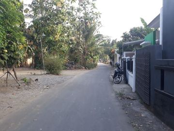 Rumah Luas 80 m2 Hanya 400 Jutaan di Godean, Ada Carport