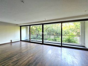 Departamento en Venta en Robles Depto en venta seminuevo precio oportunidad 3D3B Lo Barnechea One Propiedades