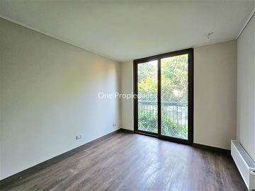 Departamento en Venta en Robles Depto en venta seminuevo precio oportunidad 3D3B Lo Barnechea One Propiedades