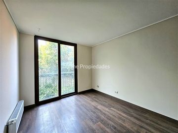 Departamento en Venta en Robles Depto en venta seminuevo precio oportunidad 3D3B Lo Barnechea One Propiedades
