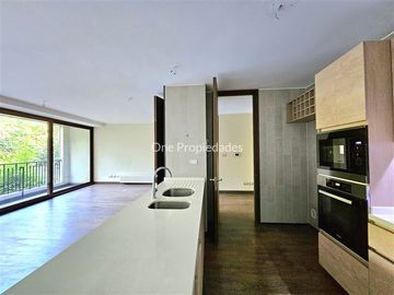 Departamento en Venta en Robles Depto en venta seminuevo precio oportunidad 3D3B Lo Barnechea One Propiedades