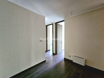Departamento en Venta en Robles Depto en venta seminuevo precio oportunidad 3D3B Lo Barnechea One Propiedades