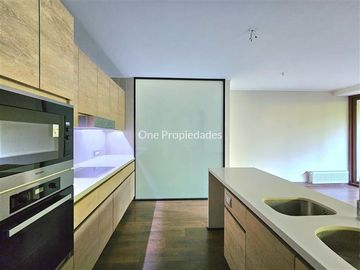 Departamento en Venta en Robles Depto en venta seminuevo precio oportunidad 3D3B Lo Barnechea One Propiedades