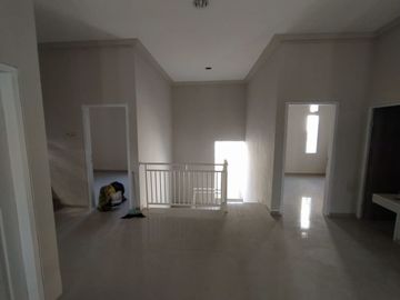 Rumah Dijual Raya Candi Lontar Surabaya KT