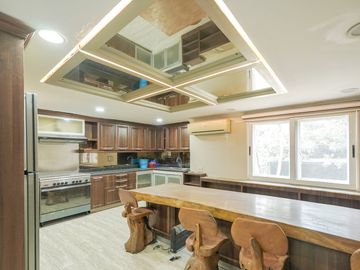 Rumah Luas 6 Kamar Tidur 10 Mnt ke Green Sedayu Mall Siap KPR J-51104