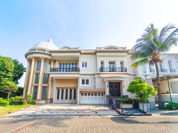 Rumah Luas 6 Kamar Tidur 10 Mnt ke Green Sedayu Mall Siap KPR J-51104