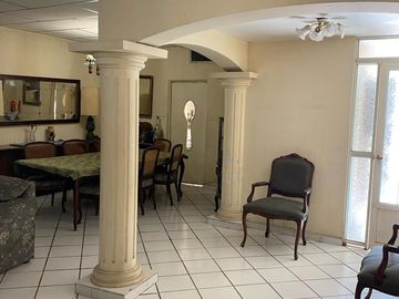 CASA  VENTA  CENTRO,  GOMEZ PALACIO  DURANGO