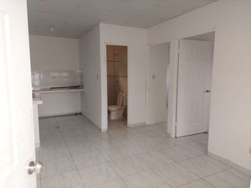 SE VENDE CASA CON ANEXOS EN LAS CUMBRES AM