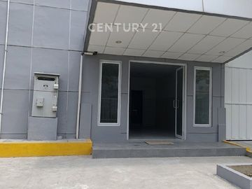 Gudang Siap Pakai 3 Lantai Office Di Delta Silikon Cikarang