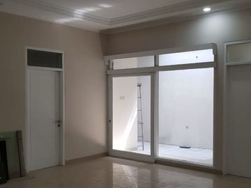 4 Bedroom House for sale