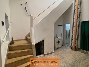 VENTA DE PH - VIVIENDA MULTIFAMILIAR EN OCHAVA EN CASEROS. TRES DE FEBRERO