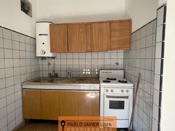 VENTA DE PH - VIVIENDA MULTIFAMILIAR EN OCHAVA EN CASEROS. TRES DE FEBRERO