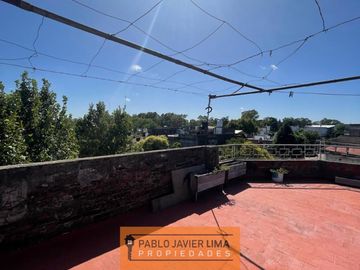 VENTA DE PH - VIVIENDA MULTIFAMILIAR EN OCHAVA EN CASEROS. TRES DE FEBRERO