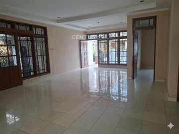 Disewakan Rumah Siap Huni Di Harapan Indah Bekasi