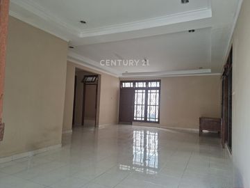 Disewakan Rumah Siap Huni Di Harapan Indah Bekasi