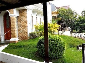 Rumah Furnished Luas 201 di Villa Puncak Tidar kota Malang